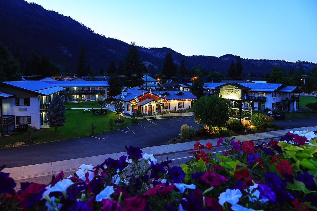Der Ritterhof Inn Leavenworth Exteriér fotografie
